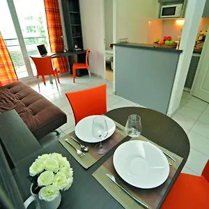 appartcity-lyon-vaise-st-cyr.hotels-rhonealpes.com/